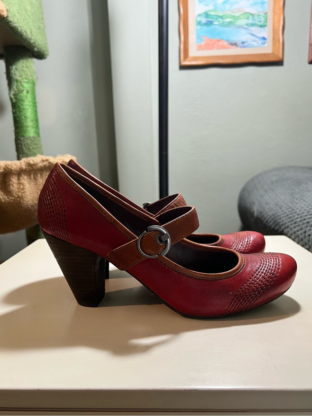 Nicole brand red and tan leather Mary Jane pumps with stacked block heel. Sz 9.5